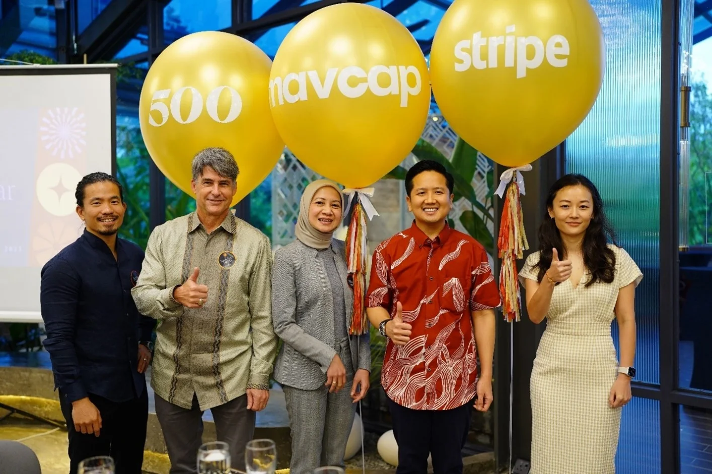 MAVCAP’s CEO, Noor Amy Ismail alongside with (from left to right), Khailee Ng, Managing Partner of 500 global, Brian D. McFeeters, U.S. Ambasaddor to Malaysia, Datuk Arthur Joseph Kurup, Deputy Minister Of Science and Technology and Jasmine Liew, Startup Partner Lead, SEA STRIPE. 