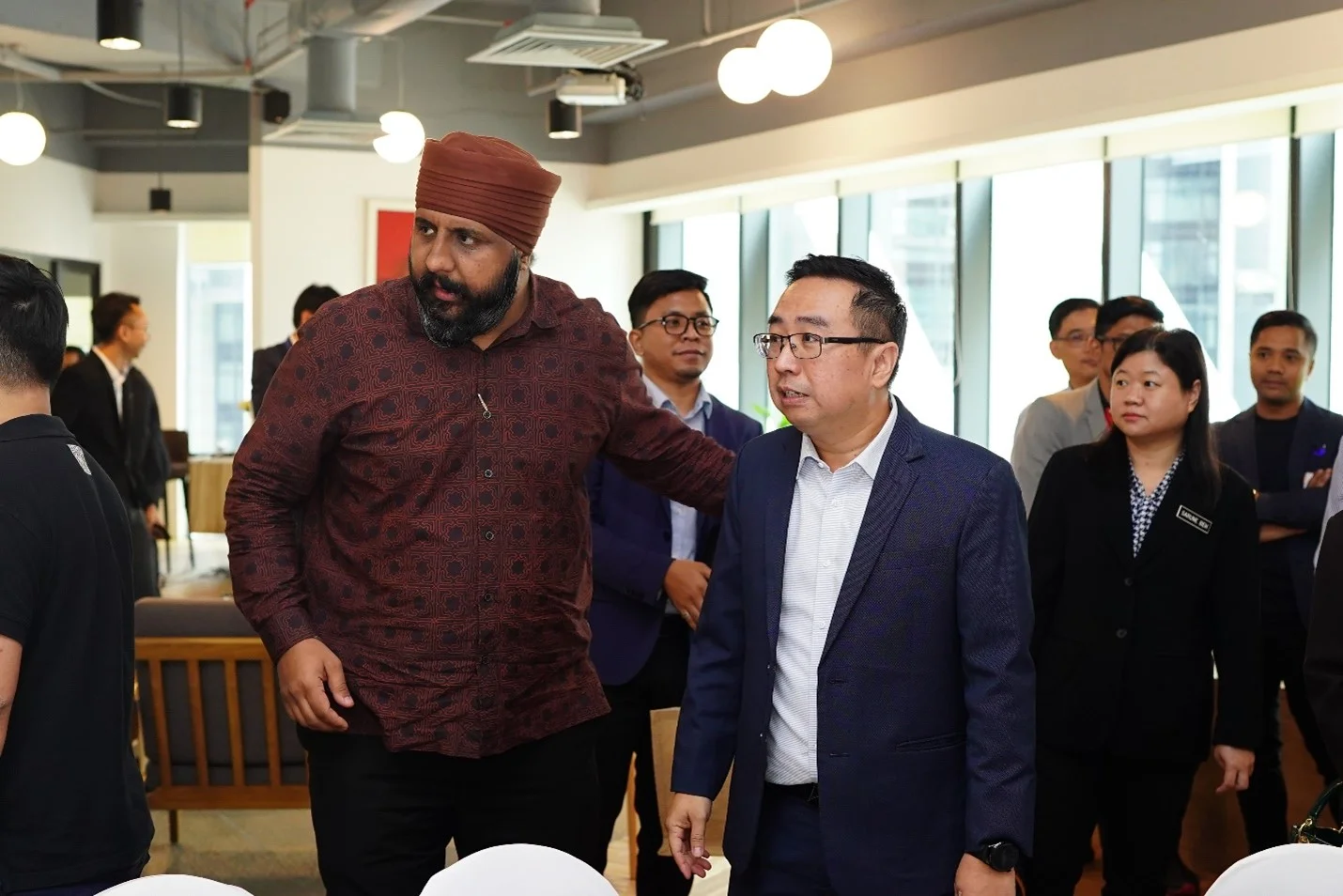 MAVCAP’s CIO, Paramjit Singh with YB Chang Lih Kang, Minister of Science and Technology