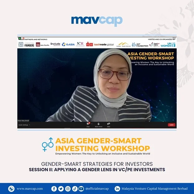 MAVCAP’s COO, Noor Amy Ismail giving her lecture in the workshop.